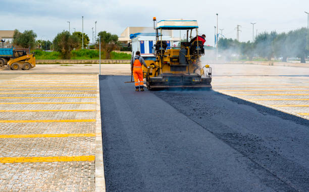Best Local Driveway Pavers  in Louisiana, MO